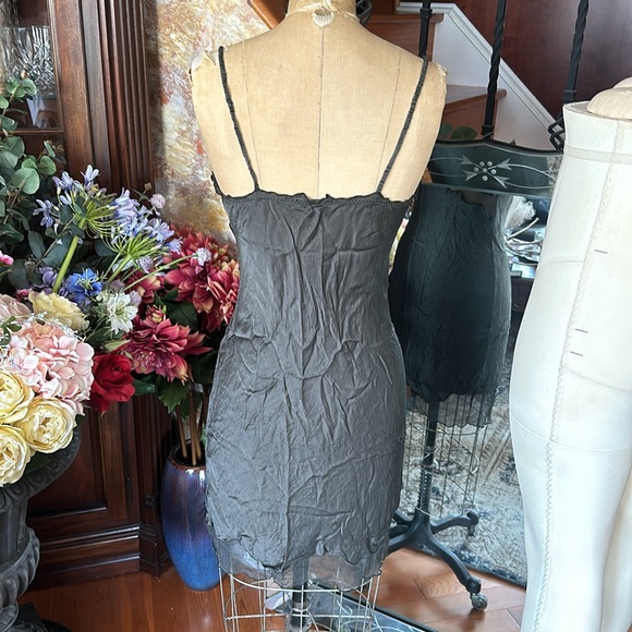 Silk Mesh Slip - Picture 4 of 7